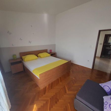 Apartment 2 โปดสตรานา ภายนอก รูปภาพ